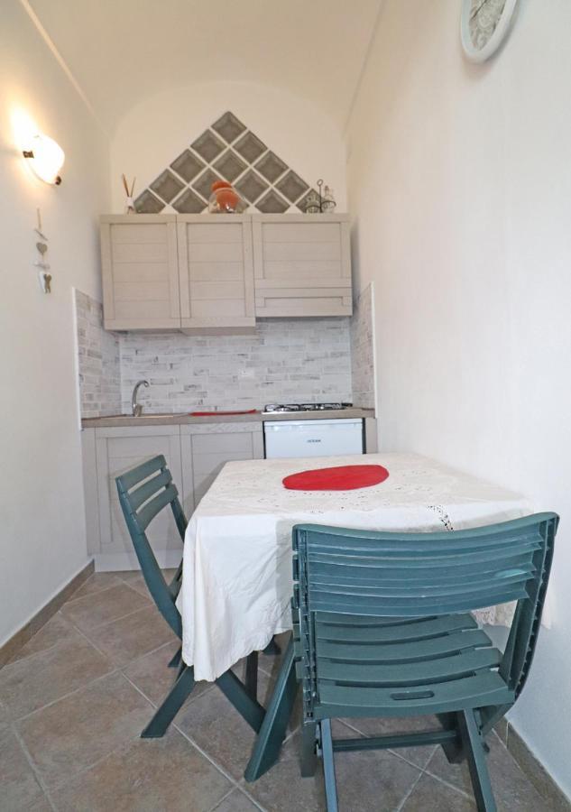 Murphy Holiday Home - Mongiardino 01 La Maddalena  Buitenkant foto